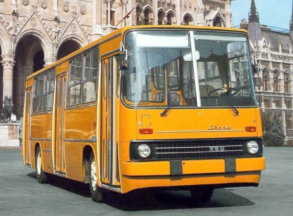 IKARUS 260