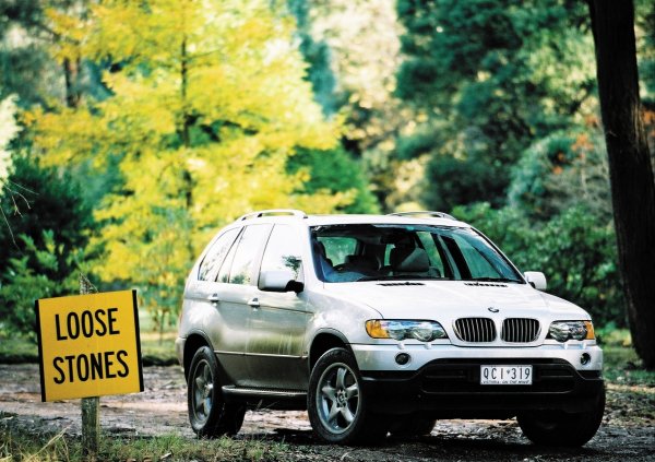 BMW X5 4. 4i (2000г. )