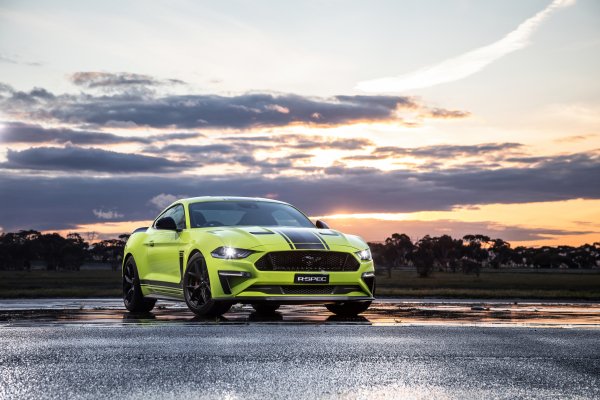 Ford-mustang-gt-fastback-2019-zakat