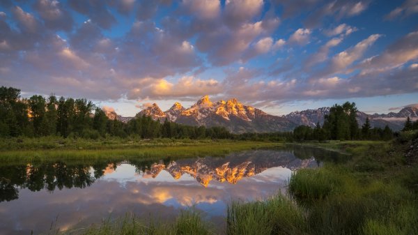 TetonSunrise ROW2956383855 UHD