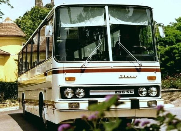 IKARUS 256SL
