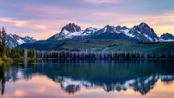 Littleredfishlakeidaho gettyimages-1166517689 3840x2160
