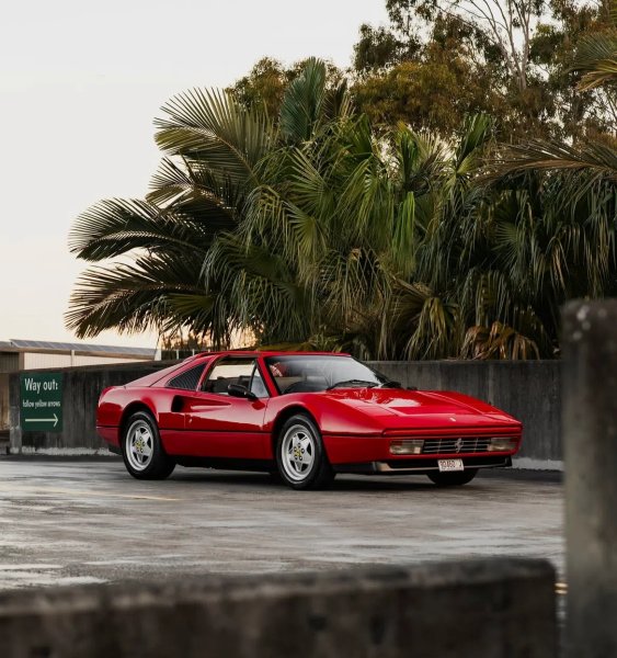 FERRARI 328 GTS (1985г. )