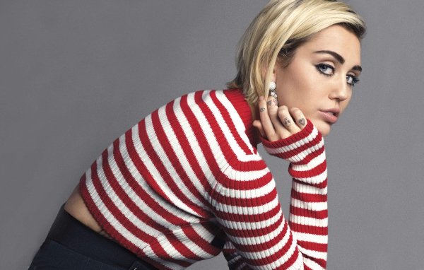 Miley Cyrus 2017 118647 33