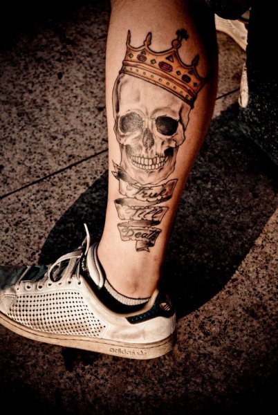 Tattoo (1561)