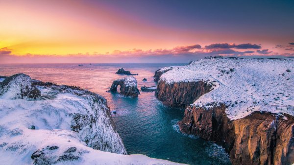 CornwallSnow ROW6471465863 UHD
