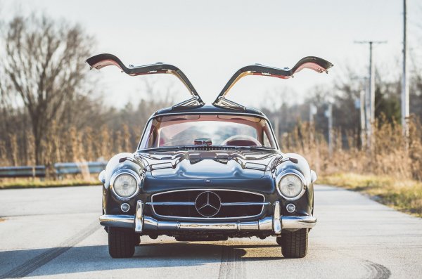 MERCEDES-BENZ 300 SL (1955г. )