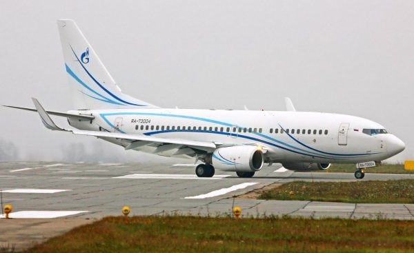 Boeing 737-700