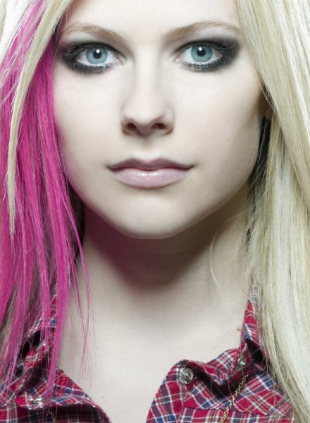Avril lavigne 26-medium