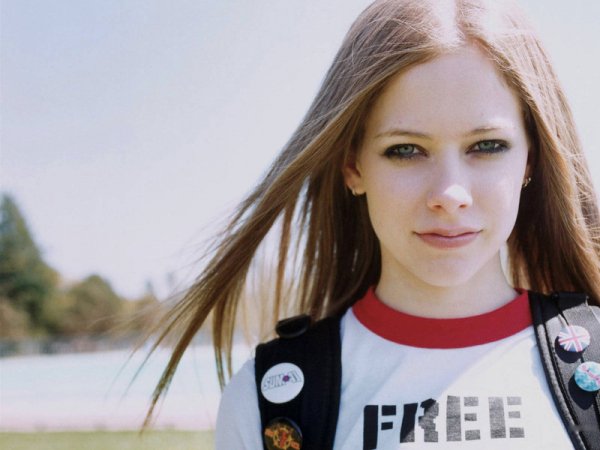 Avril lavigne 74-medium