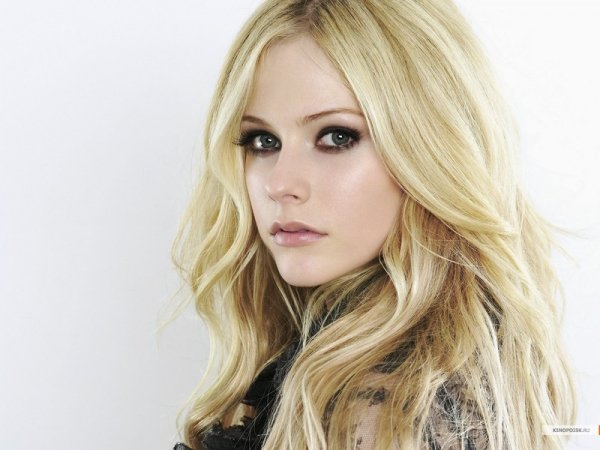 Avril lavigne 62-medium
