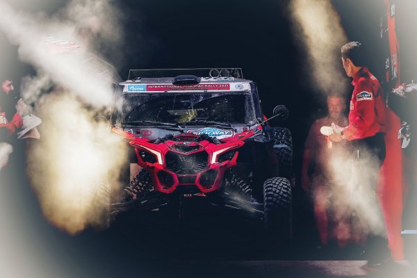 DAKAR 002202
