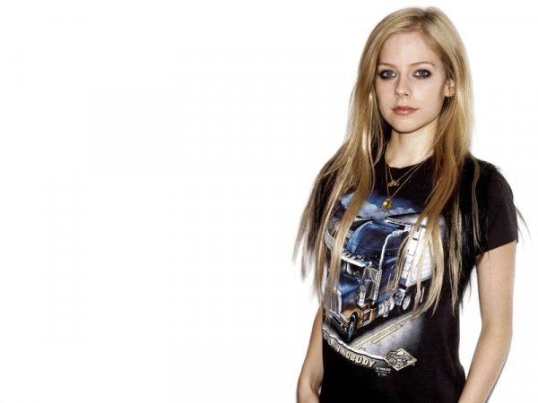 Avril lavigne 82-medium