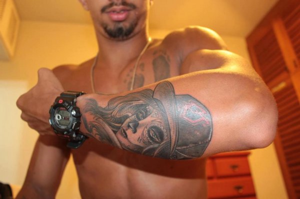 Tattoo (886)