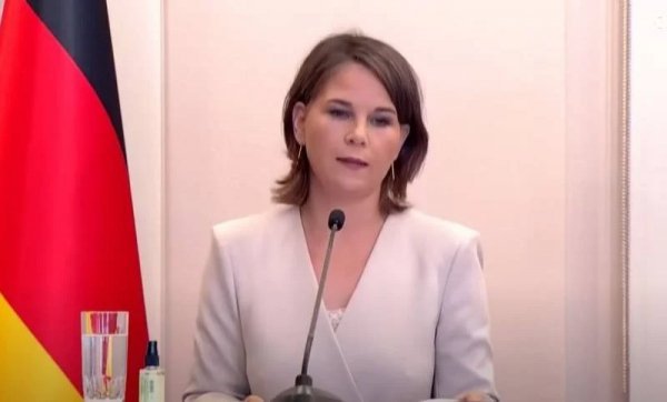 Анналена Бербок