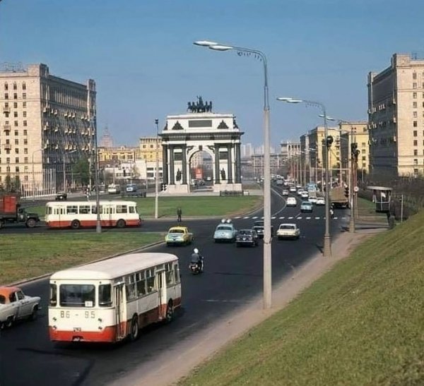 Москва без рекламных баннеров 1972 год