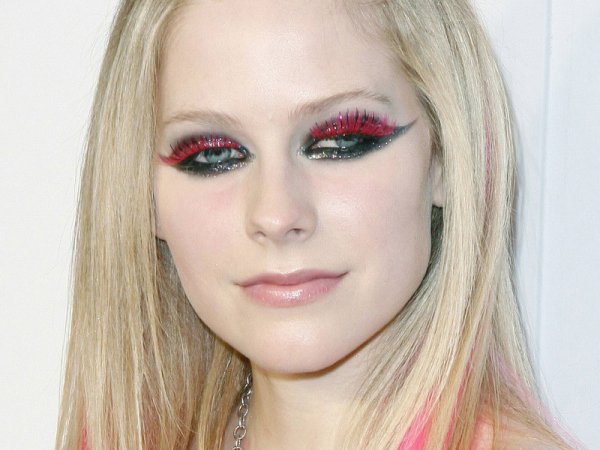 Avril lavigne 90-medium