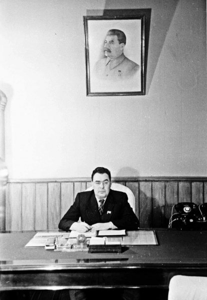 Л. И. Брежнев