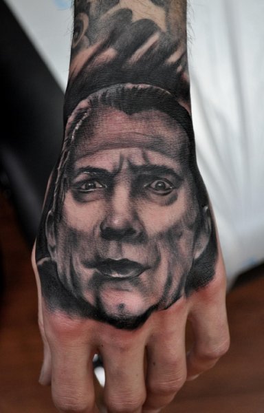 Tattoo (1532)