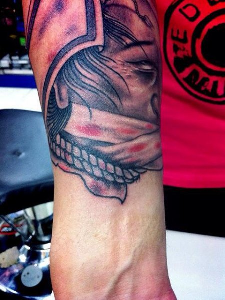 Tattoo (819)