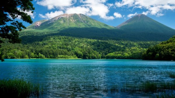 wallpaper-1366x768