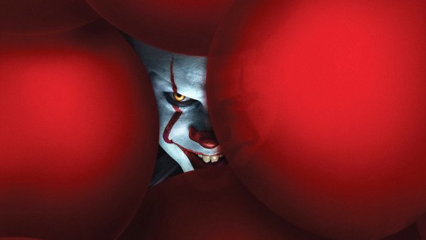 Pennywise-it-chapter-2-scary-clown-red-balloon 4K-5. 798