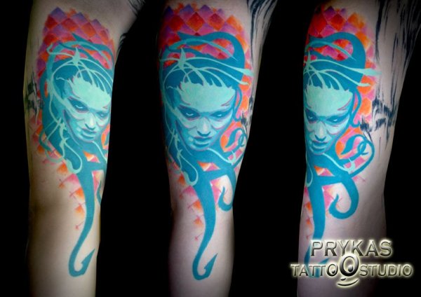 Tattoo (2094)
