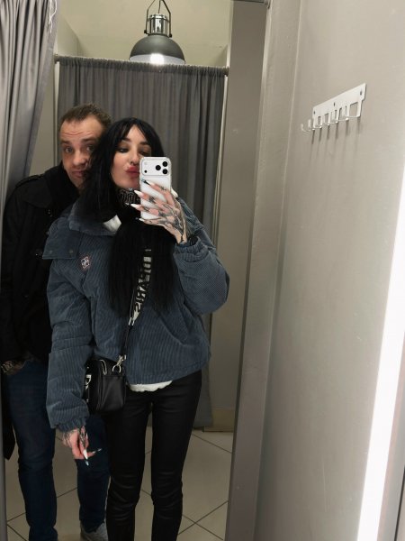 (51)