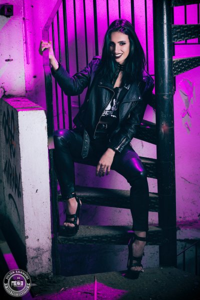 dark girl