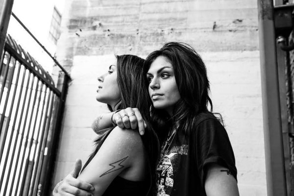 Krewella - Live For The Night Grinnfas Remix