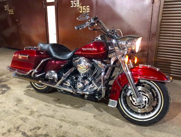 HARLEY-DAVIDSON ROAD KING (2001г.)