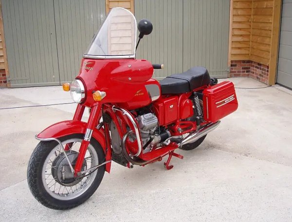MOTO GUZZI V7 (1972г.)