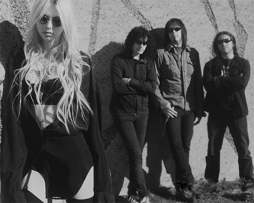 The Pretty Reckless - Fucked Up Worl
