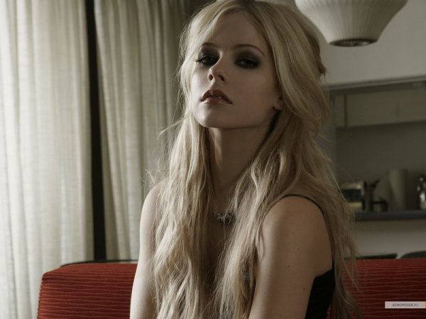 Avril lavigne 57-medium