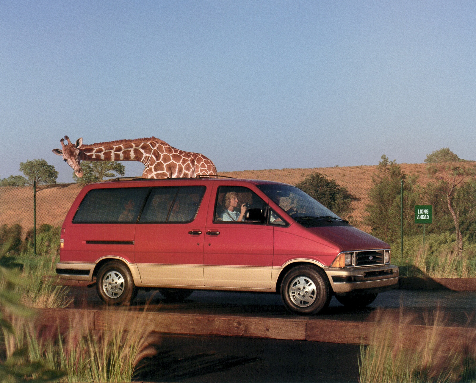 Ford Aerostar Extended Wagon Eddie Bauer (1989)