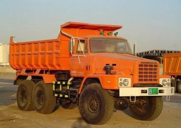 NISSAN DIESEL TZA 520