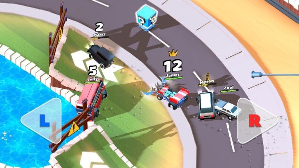 Crash of Cars v.1.1.55 [Мод: много денег]