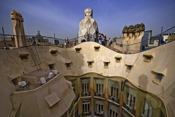 La pedrera central atrium