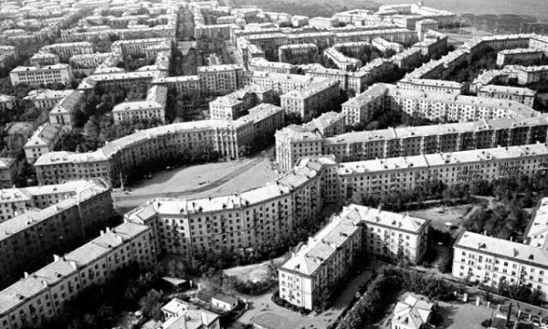 Магнитогорск построен полностью по плану СССР