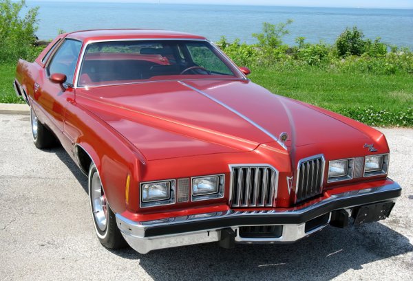PONTIAC GRAND PRIX 400 (1977г.)