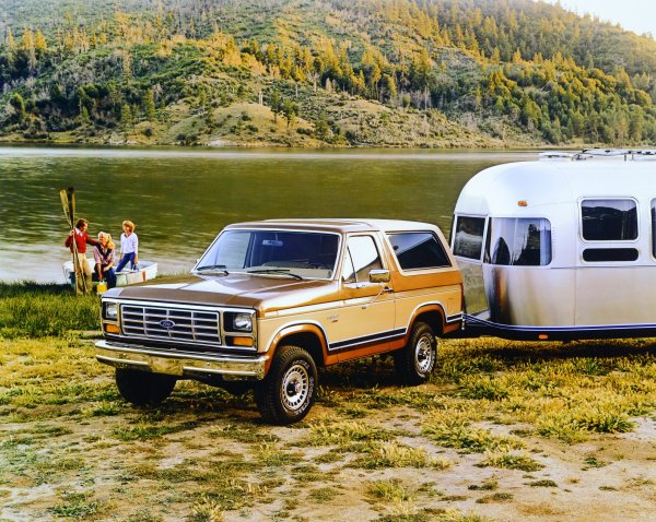 Ford Bronco XLT (1985) 1