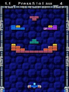 Ultimate Brick Breaker 176x208