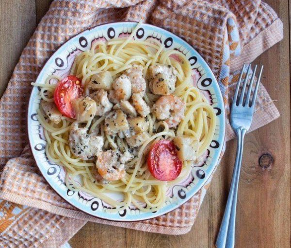 Паста, запечённая овощами и хлебом