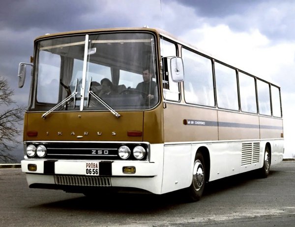 IKARUS 250
