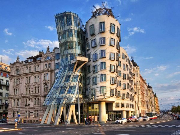 The-dancing-house-prague-czech-republic-1