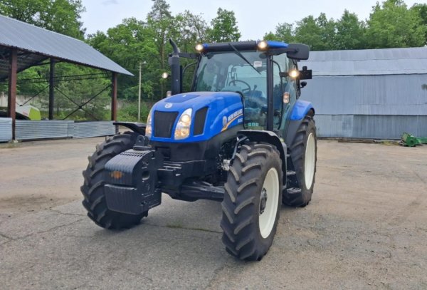 NEW HOLLAND T6050 (2022г.)