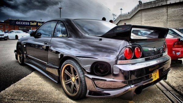 Nissan Skyline GT-R R33