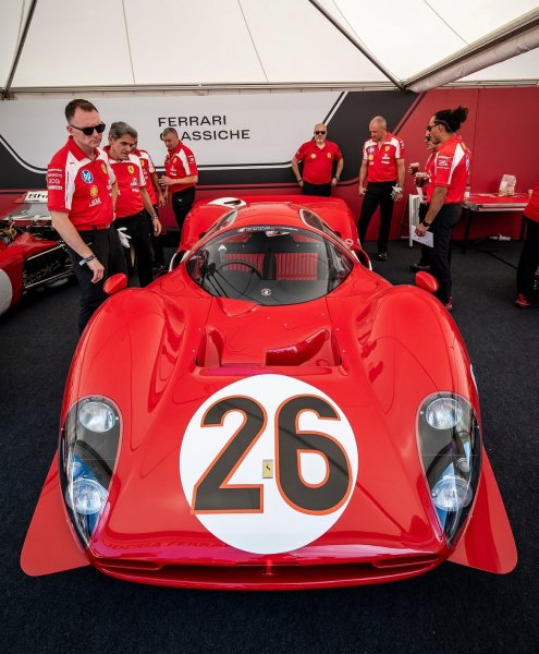 FERRARI 412P (1967г.)
