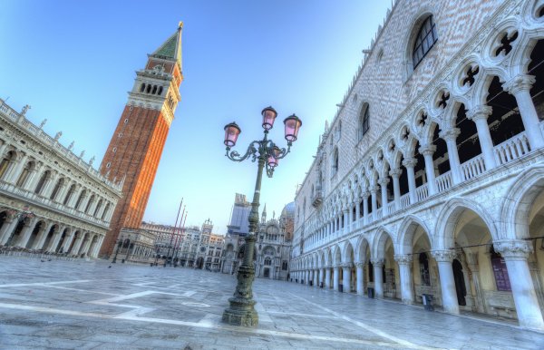 Piazza-San-Marco-Italy-Houses-Venice-Street-Street