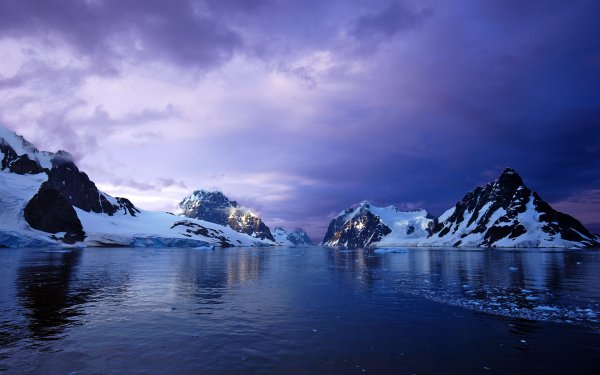 Antarctica-zakat-gory-lednik